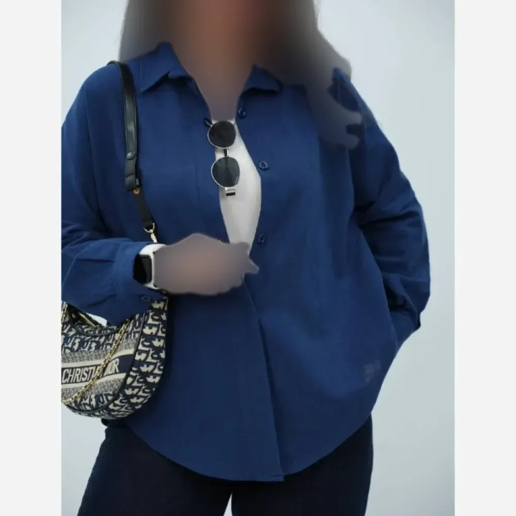 شومیز مانتویی رایکا شانتون فری سایز کرم نسکافه ای آبی یشمی