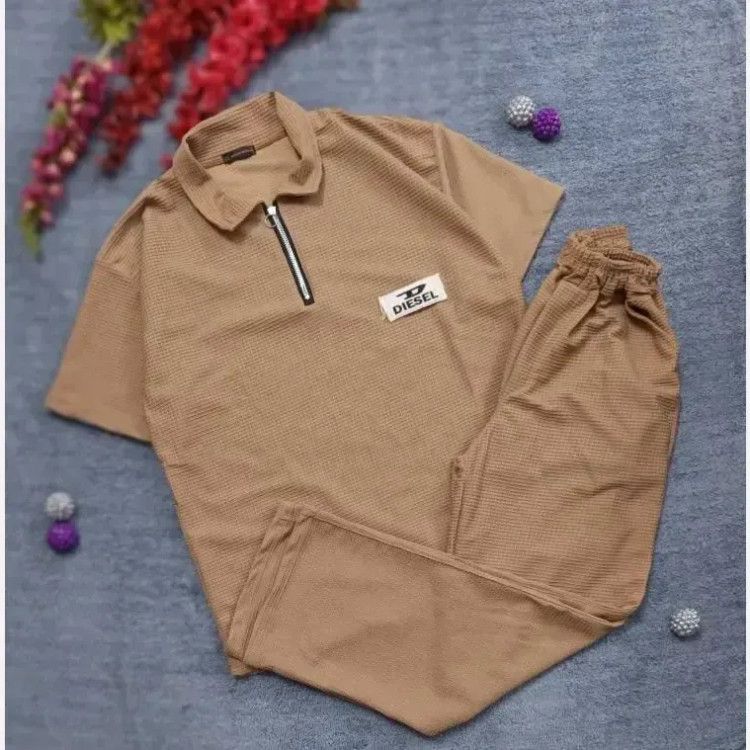 ست تیشرت شلوار نیم زیپ بیسکویتی کنف دوزی DIESEL فوق العاده باکیفیت