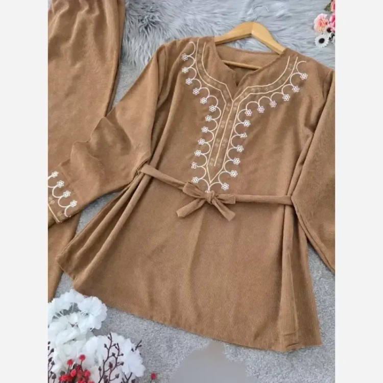 ست تیشرت شلوار زنانه جنس بزیاق مدل POLO فری سایز