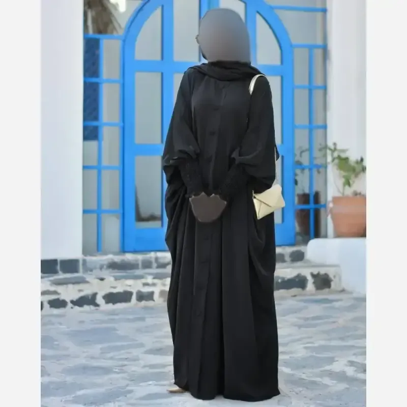 مانتو عبایی طیلا جنس کرپ ندا اماراتی فری سایز رنگ مشکی سبز کرم سرمه ای سیر