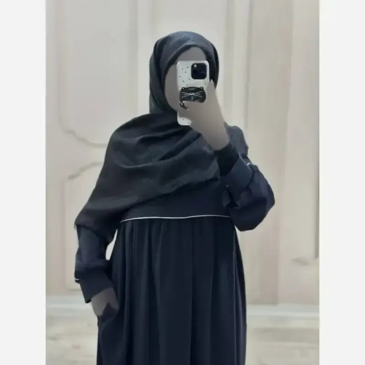 مانتو عبایی جیب دار مدل نفیسه جنس کرپ ندا اماراتی