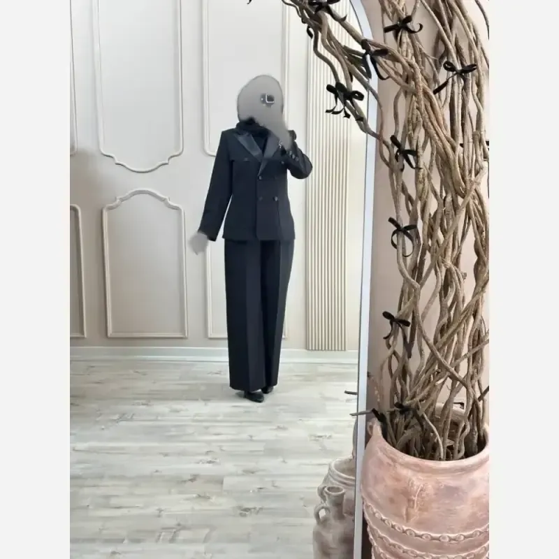 کت شلوار زنانه مدل سایدا جنس سوپر مازراتی اعلا رنگ مشکی فول بگ سایز بزرگ