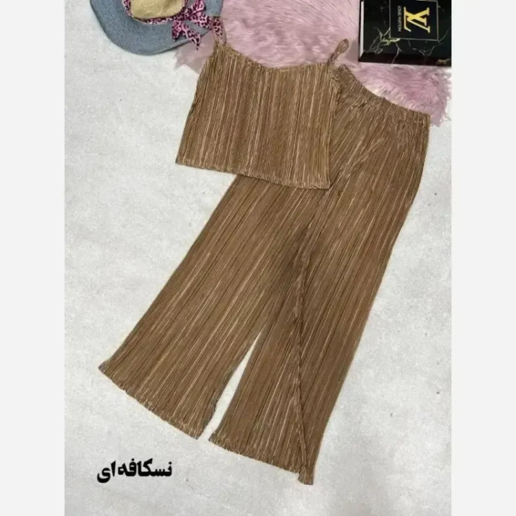 ست زنانه کراپ و شلوار ساتن پلیسه وارداتی فری سایز